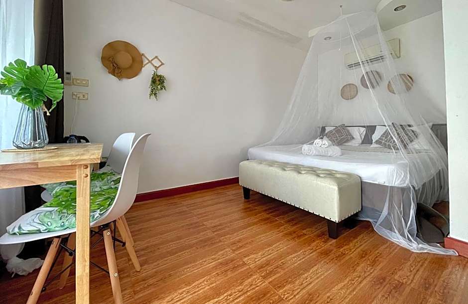 Secret Place Hotel and Restaurant