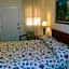 Twin Oaks Motel