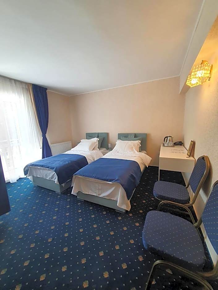 Hotel Green Palace