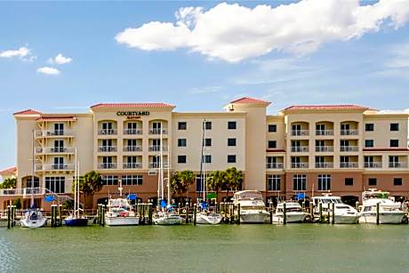 Courtyard by Marriott St. Petersburg Clearwater/Madeira Beach