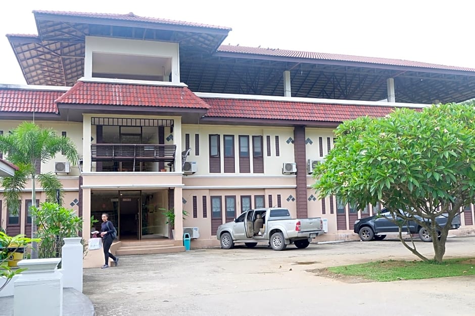 Royal Princess City Lamphun Hotel