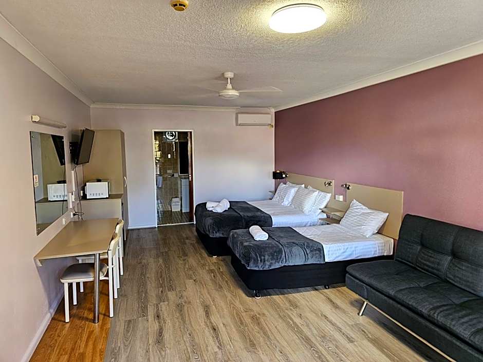 Cumberland Motor Inn