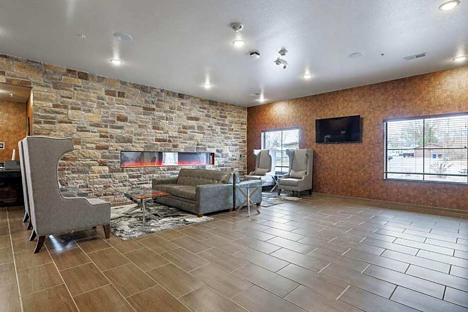 Cobblestone Hotel & Suites - Mosinee