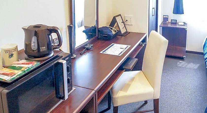 Hotel Livemax Saitama Asaka Ekimae