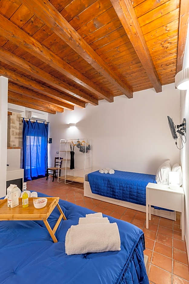 Elsa d'Ortigia - I TRE ARCHI