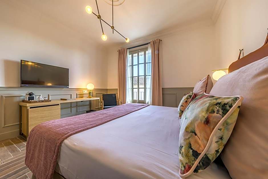 Can Ribera by Zafiro