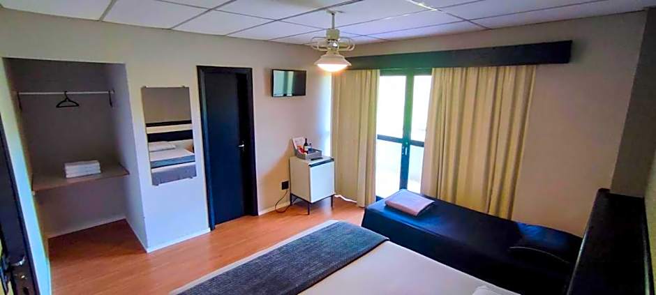 Travessa 12 - Suítes centro de Serra Negra - SP