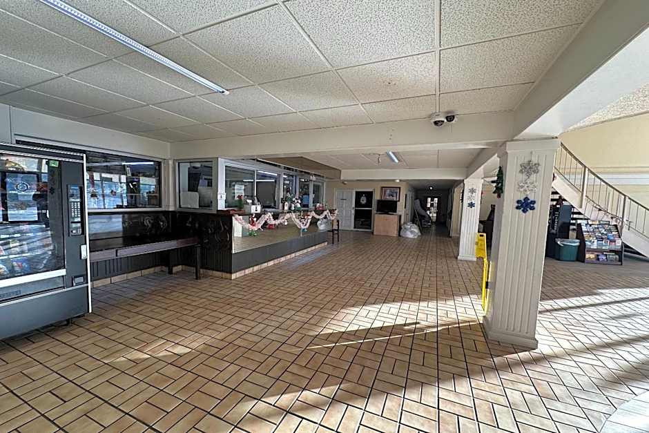 River Valley Inn and Suites By Belvilla