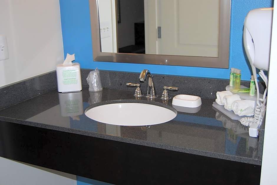 Holiday Inn Express & Suites Springville - South Provo Area By IHG