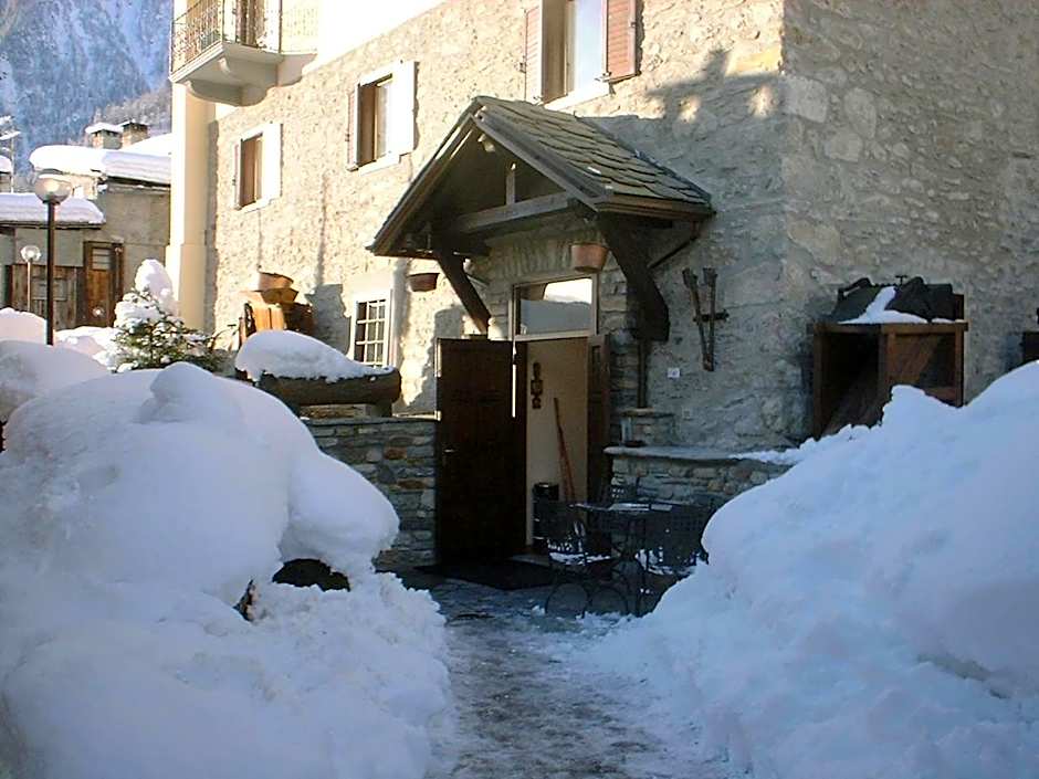 Hotel Ottoz Meublé
