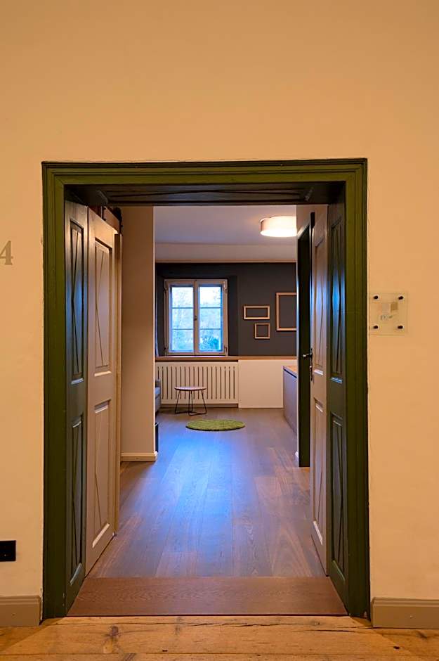 LANDHOTEL ALTE ZOLLSTATION- Historical Building