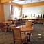 Travelodge by Wyndham Thunder Bay ON