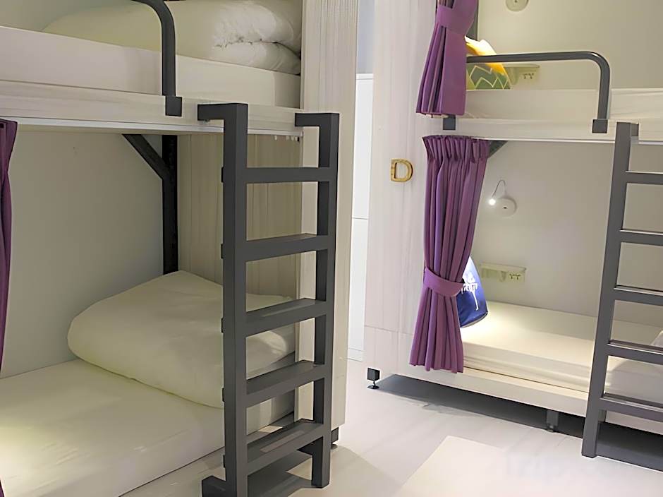 4Plus Hostel