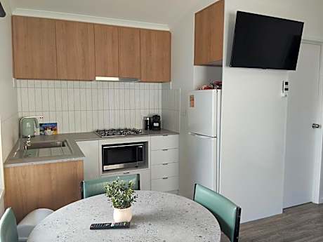 Family Cabin - 2 Bedroom