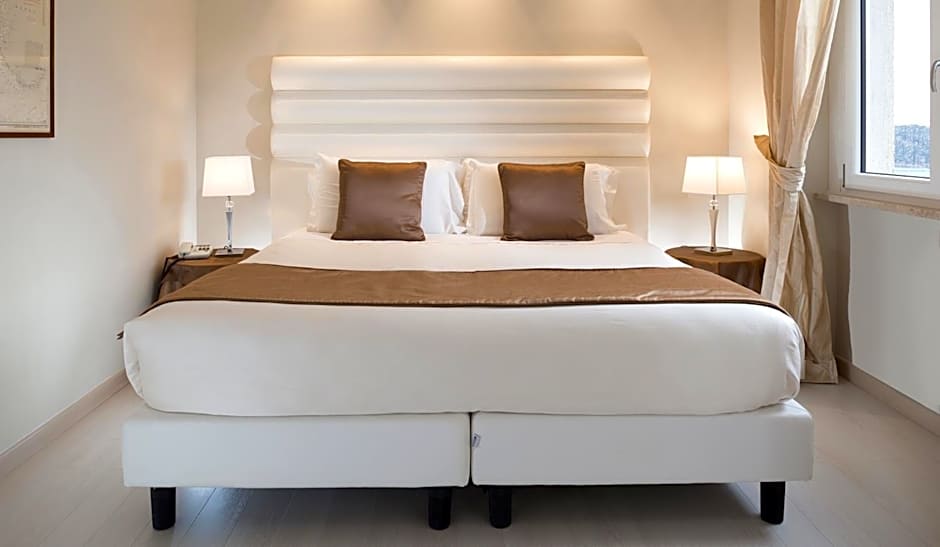 Europa Grand Hotel