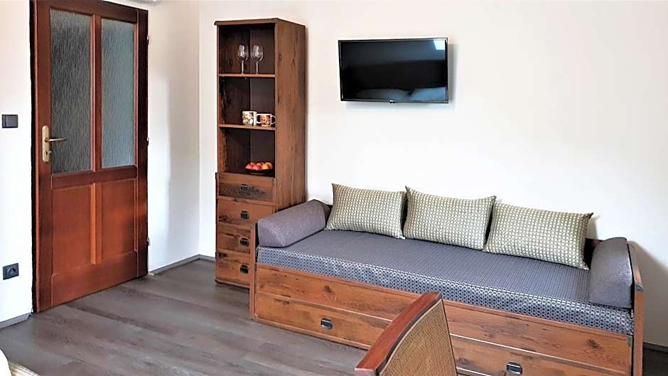 Bunkr Karlstejn - Modry dum