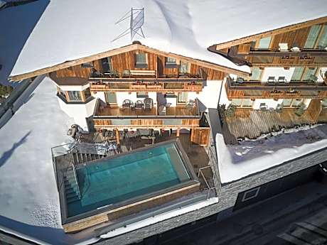 Hotel Astrid - Ski In - Ski Out