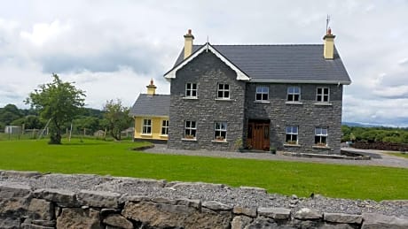 Whitethorn Lodge, Bed & Breakfast, Lackafinna