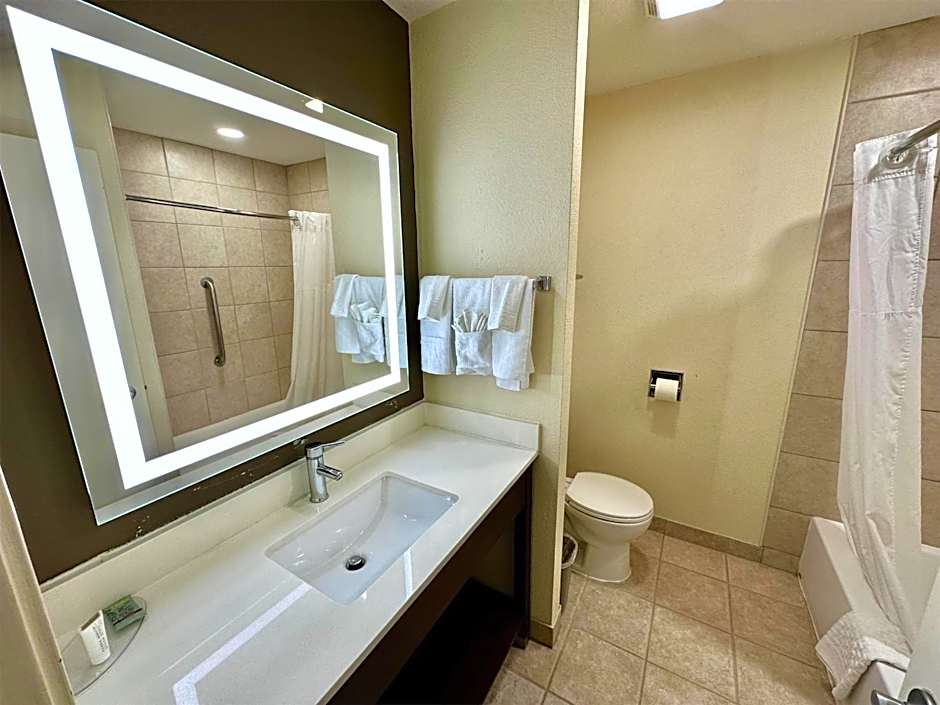 Sonesta Essential Hotels Overland Park