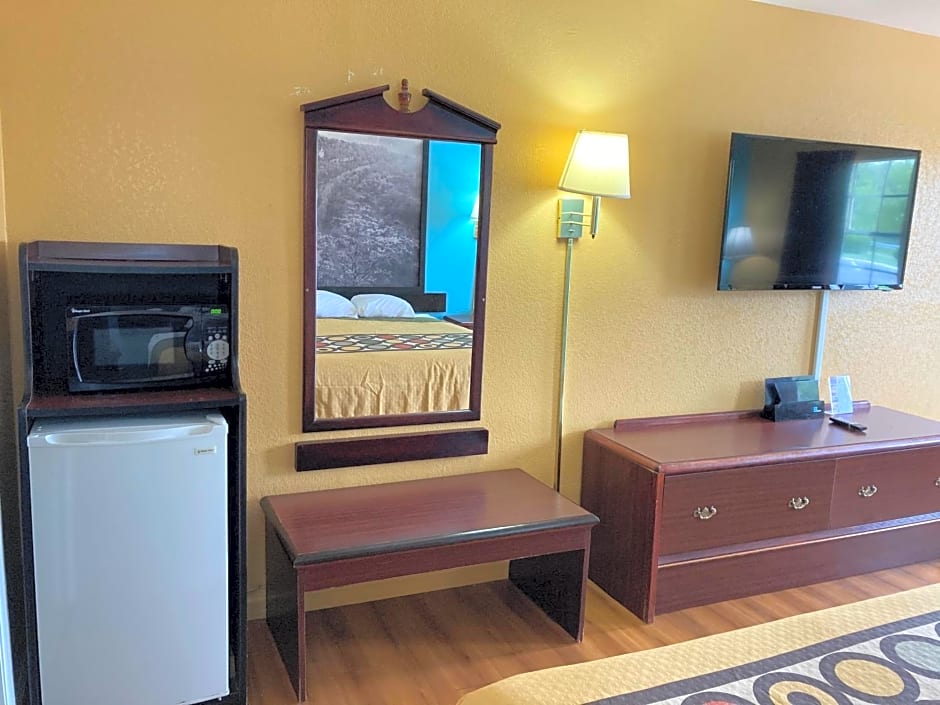 Super 8 by Wyndham Little Rock/North/Airport