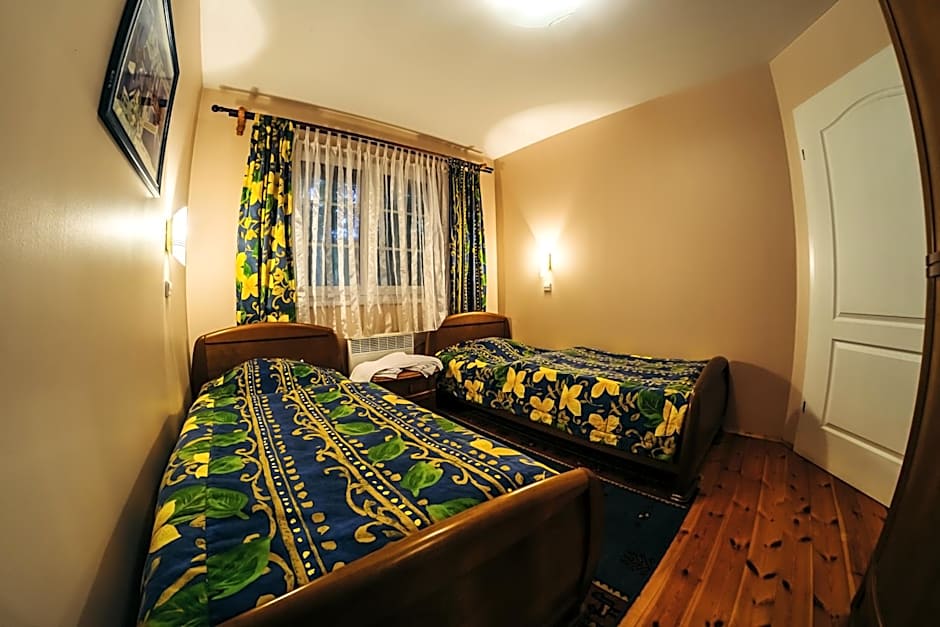 Ośrodek Szkoleniowo-Wypoczynkowy "Stodoły"