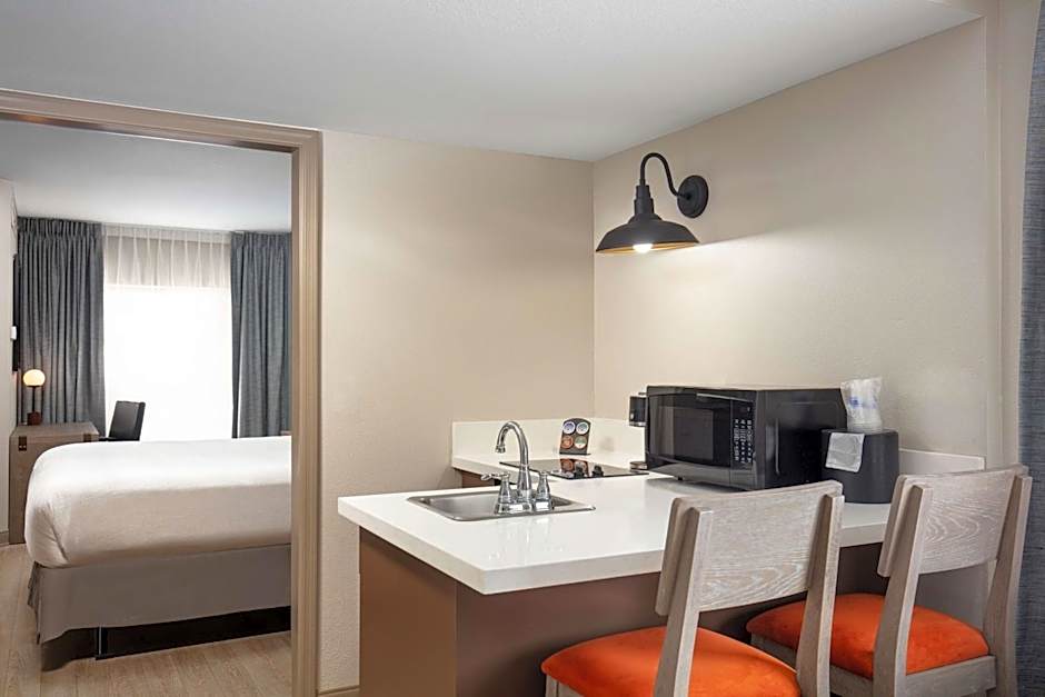 Best Western Plus King's Inn And Suites