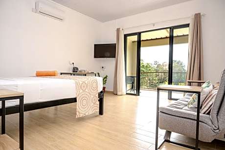 Deluxe Double Room with Balcony