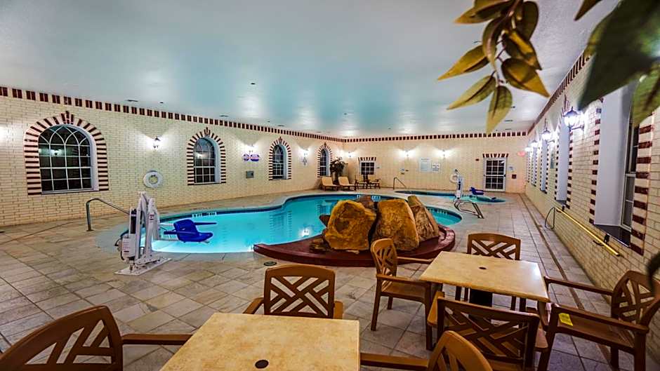 Holiday Inn Express Hotel & Suites Pampa By IHG