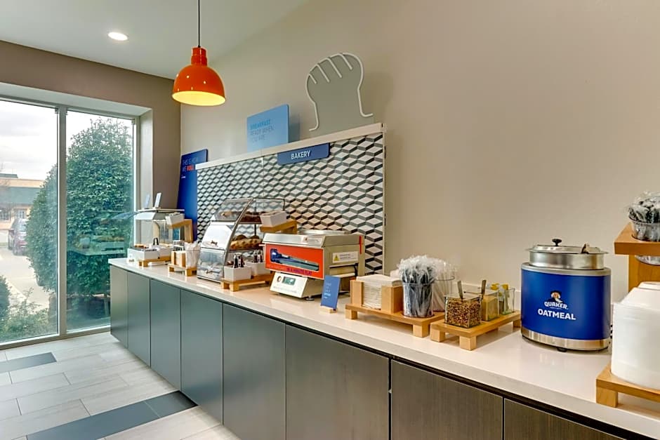 Holiday Inn Express Hotel & Suites Waxahachie By IHG