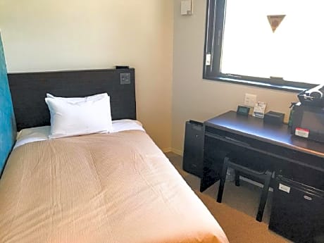 Double Room with Small Double Bed - Non-Smoking