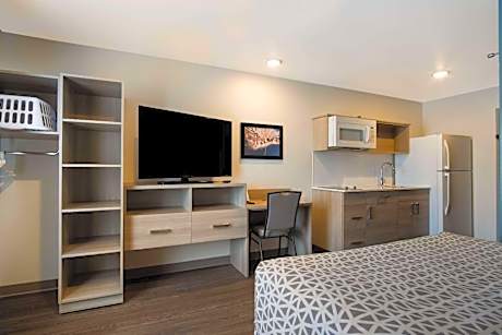 WoodSpring Suites Grand Rapids Kentwood