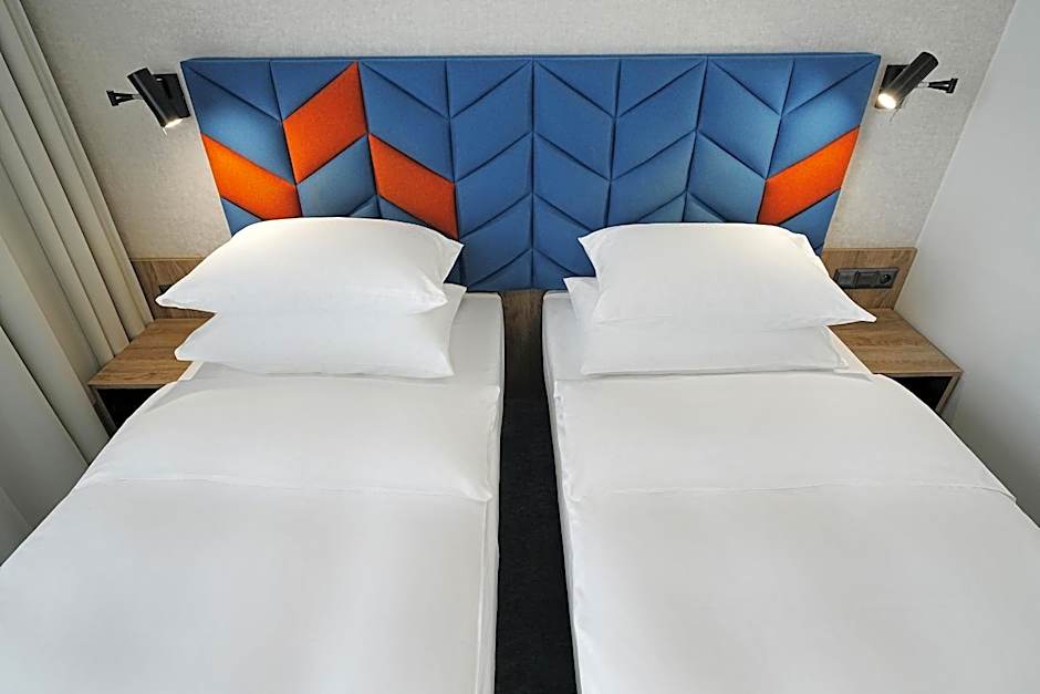 Hotel Faros Gdansk Airport