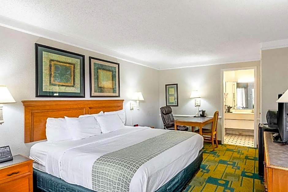 Rodeway Inn Huntsville West