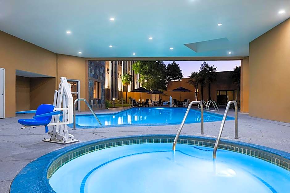 Wyndham Sacramento