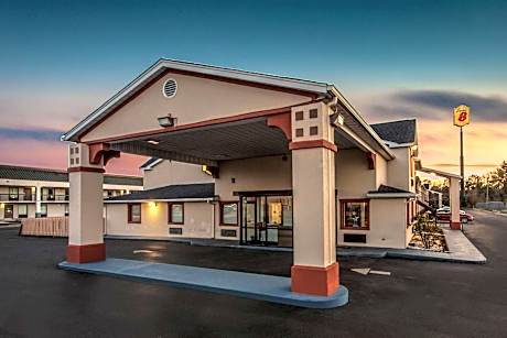 Super 8 by Wyndham Florence