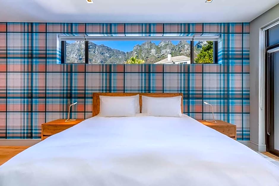 Amara 2 -designer Penthouse With Solar Power