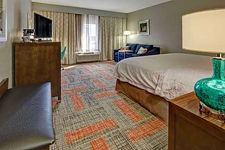 King Room with Sofa Bed - Non-Smoking