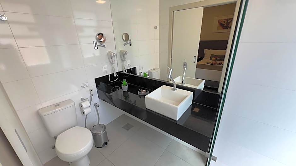 Max Savassi Apart Service