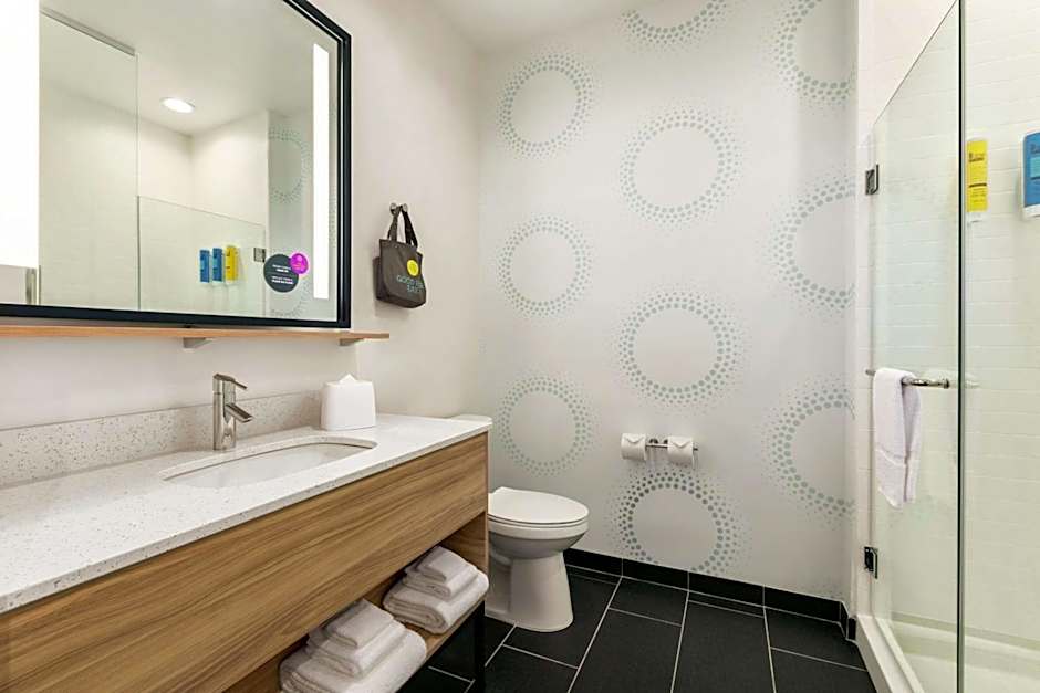 Tru by Hilton Longview