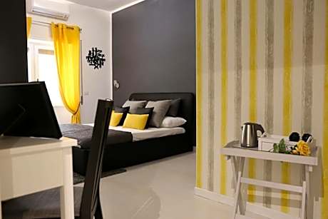 Standard Queen Room