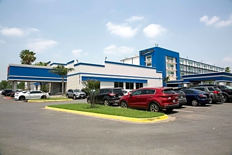Radisson Hotel McAllen Airport