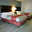 Travelodge by Wyndham Lansing