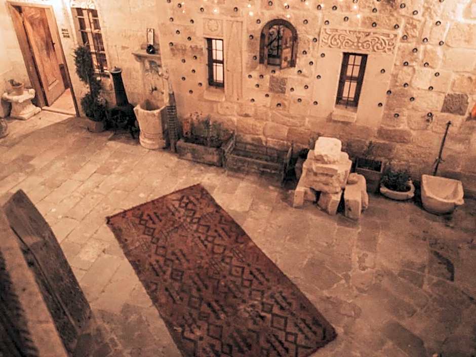 Cappadocia Eagle Cave Inn