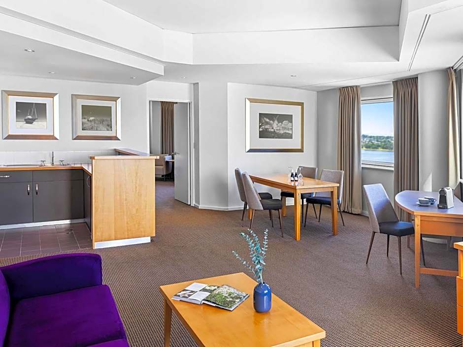 Novotel Langley Perth