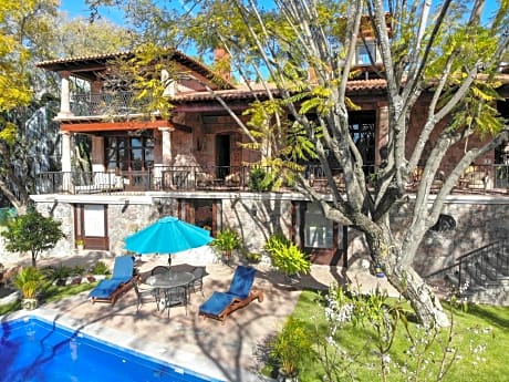 Las Cascadas Boutique Hotel