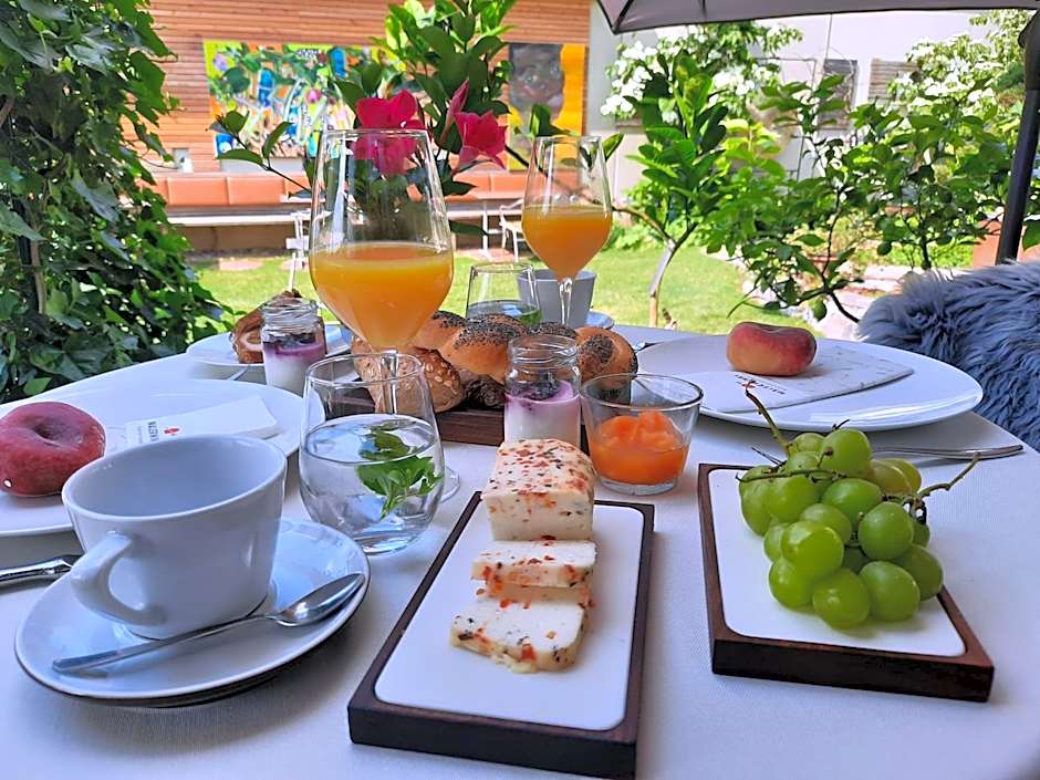 Malerwinkl Restaurant + Kunsthotel