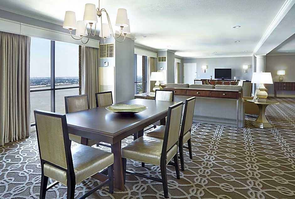 Hilton New Orleans Riverside