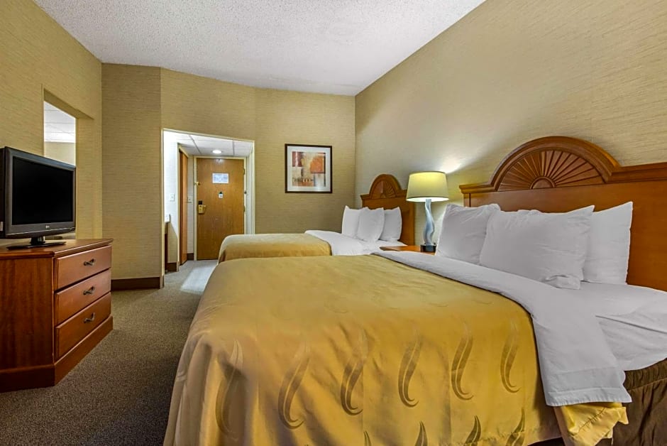 Quality Inn & Suites Mansfield