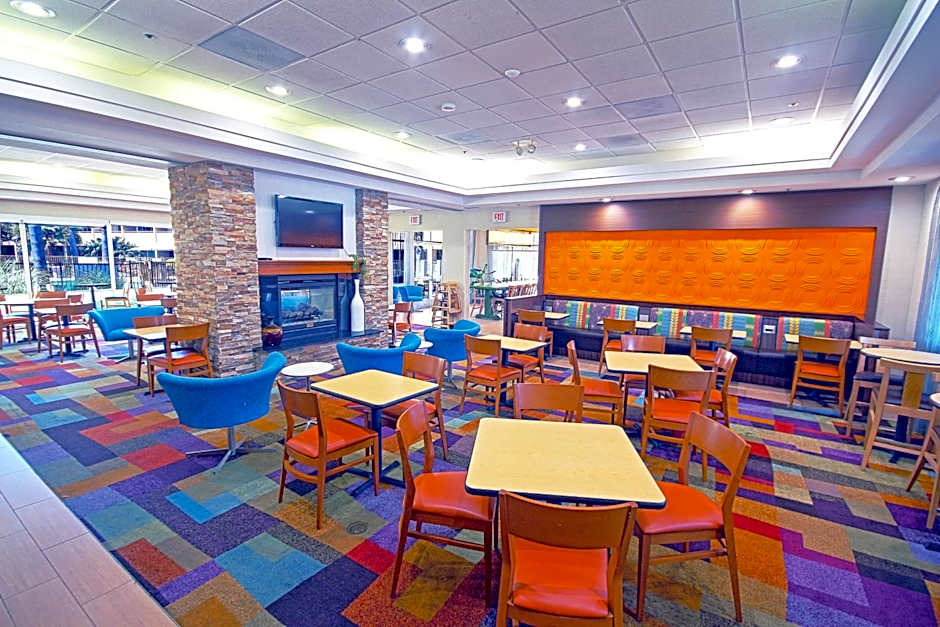 Fairfield Inn & Suites by Marriott San Jose Airport