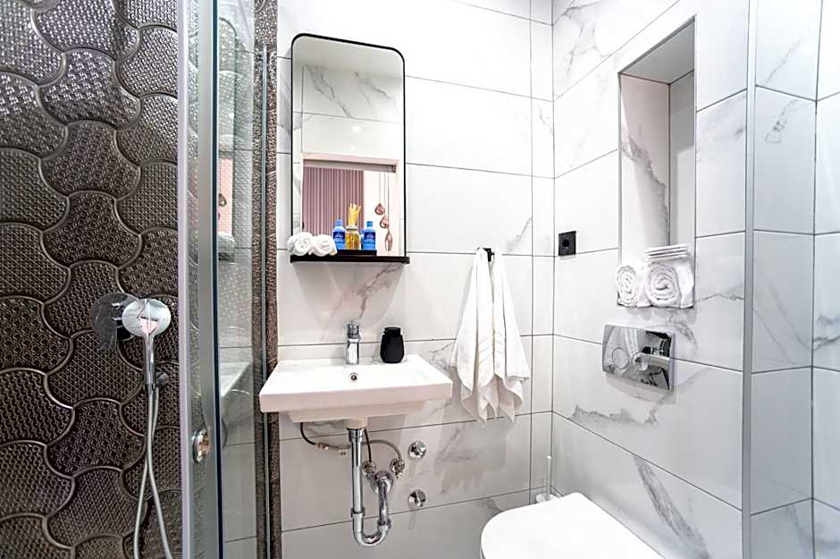 Knez Mihailova Center Rooms with PARKING